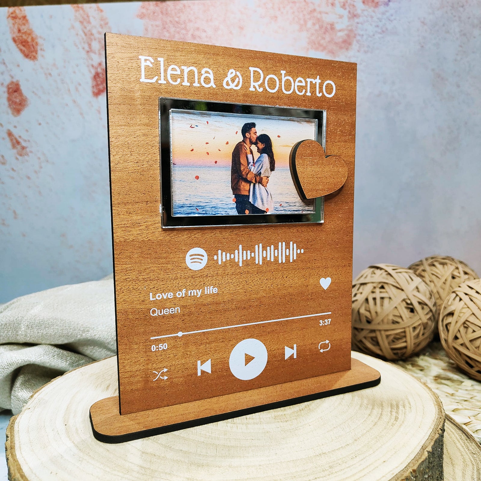 Placa Spotify personalizada con base de madera Woodtorial